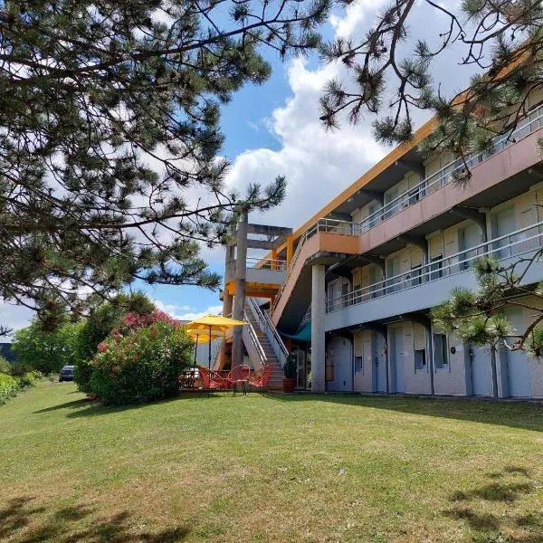 Vue de l’établissement Premiere Classe Saintes