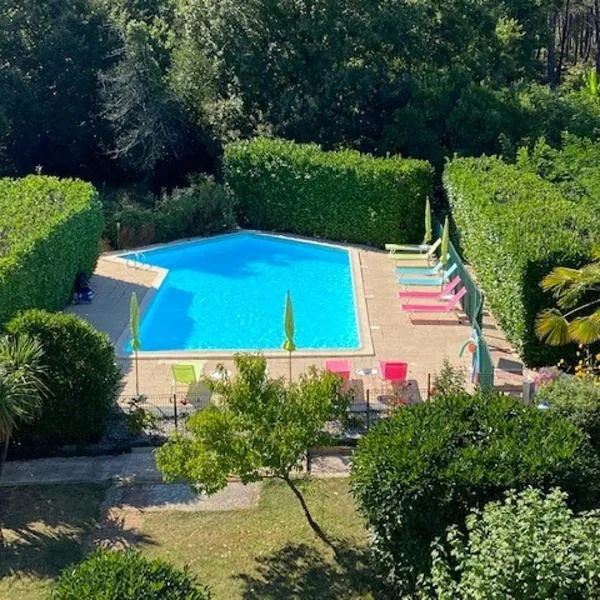 Vue de l’établissement Hotel du Porge