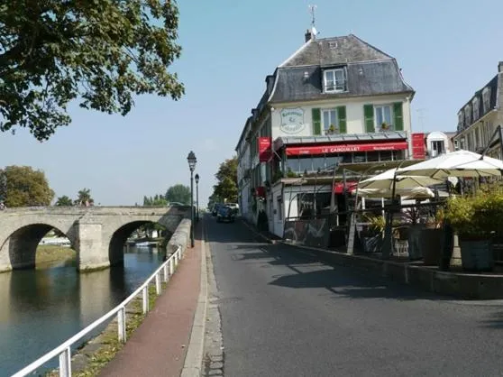 Vue de l’établissement LE CABOUILLET