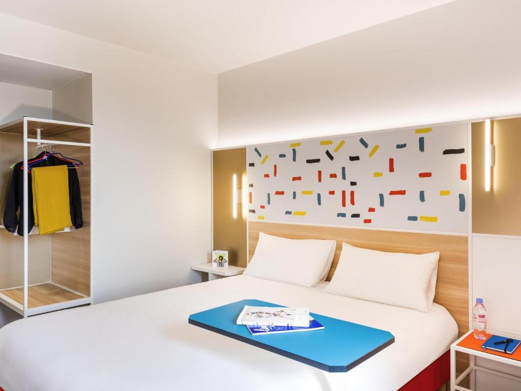 Chambre de l’ibis Styles Versailles Guyancourt