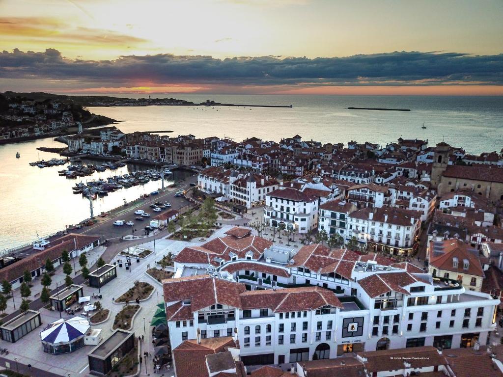 Vue de l’établissement Bizipoz Hôtel