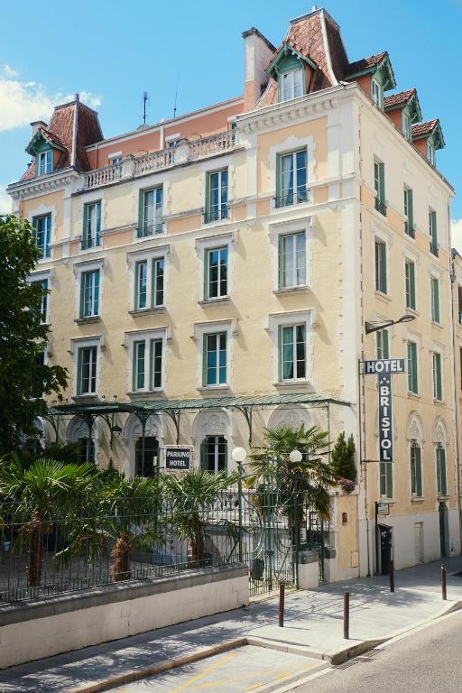 Vue de l’établissement Hôtel Bristol Pau