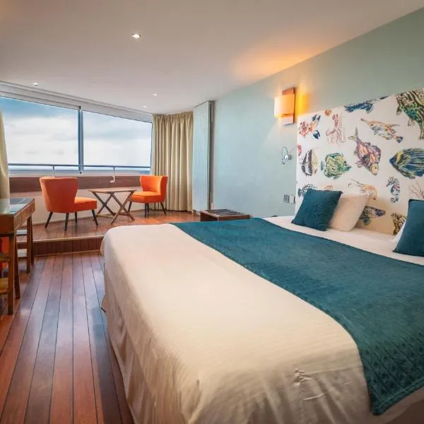 Vue de l’établissement LOGIS HOTEL - La Petite Rade