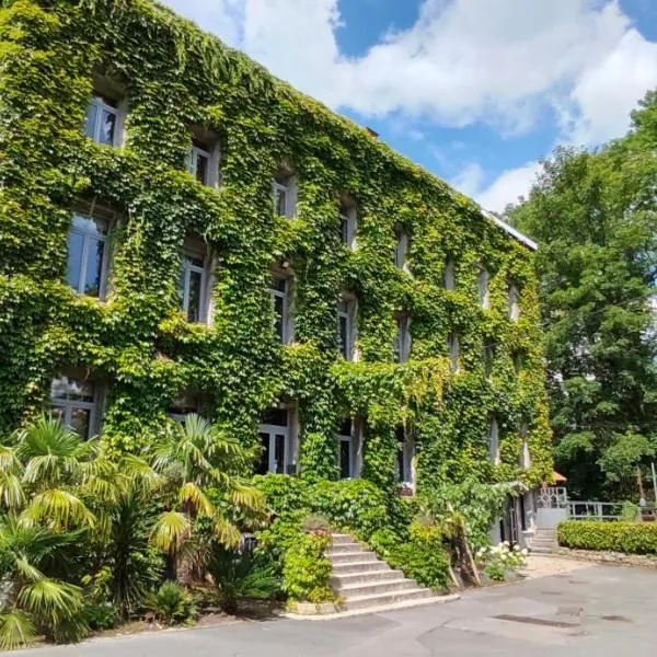 Vue de l’établissement LOGIS HÔTEL-RESTAURANT - Le Moulin d'Artres