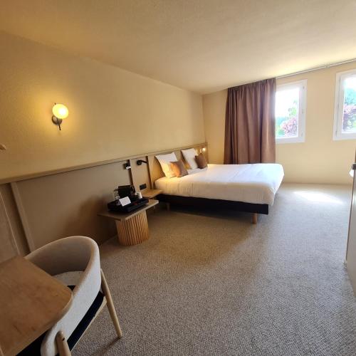 Chambre de l’établissement Brit Hotel Confort Alençon