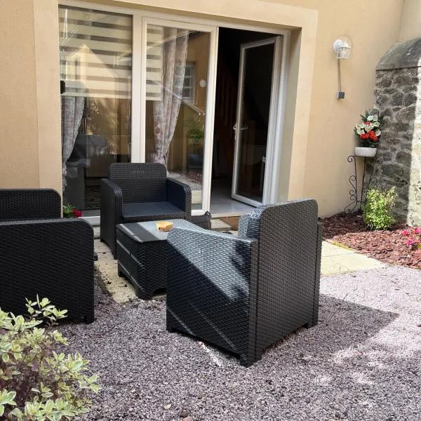 Vue de l’établissement Duplex terrasse , plage et bourg à 2 pas