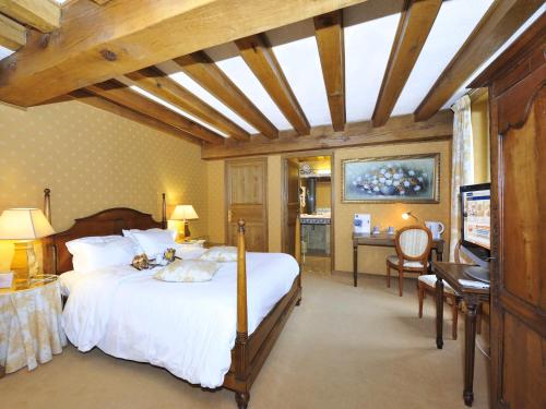 Chambre de l’établissement Kyriad Saumur Hyper Centre Hôtel, Appartements, Séminaires et SPA soins Sothys Paris