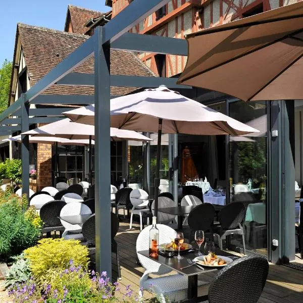 Vue de l’établissement Logis Hotels Restaurant le SAINT-JACQUES -Cloyes les 3 Rivieres
