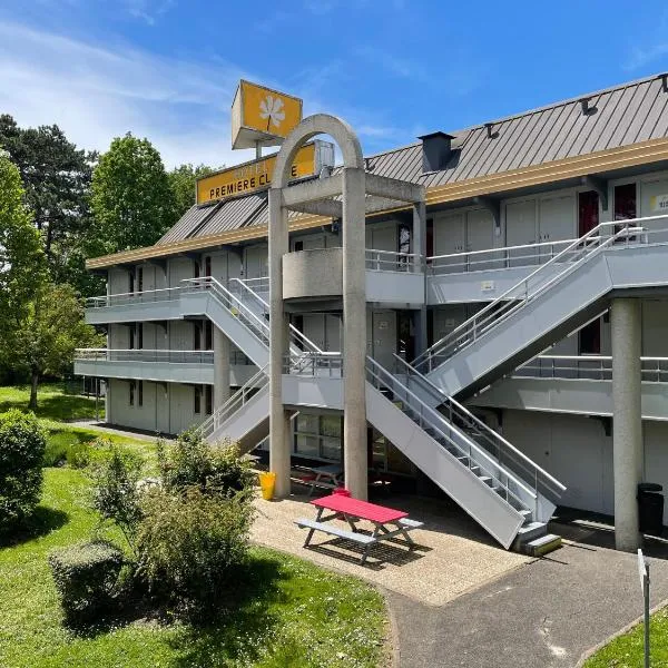 Vue de l’établissement Première Classe Tours Sud - Joué Les Tours le Lac