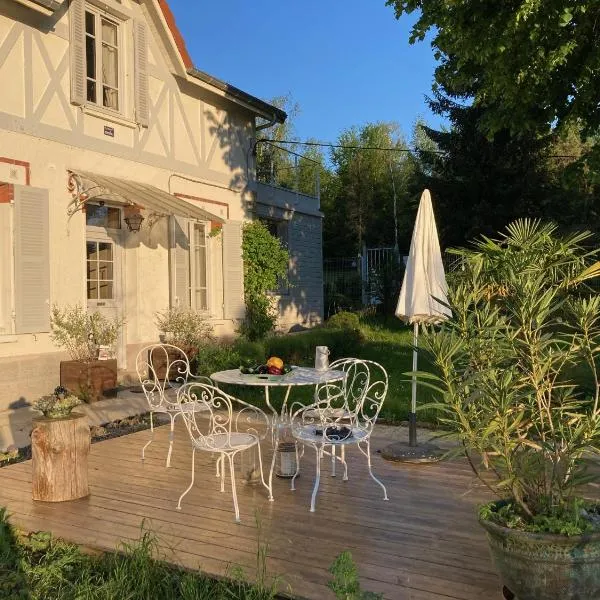 Vue de l’établissement Domaine de la Renardière - Gite et Chambre d'hôtes à la Veuve
