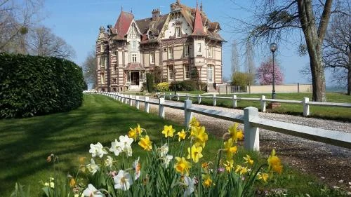 Hébergement Château de la Râpée Hôtel restaurant