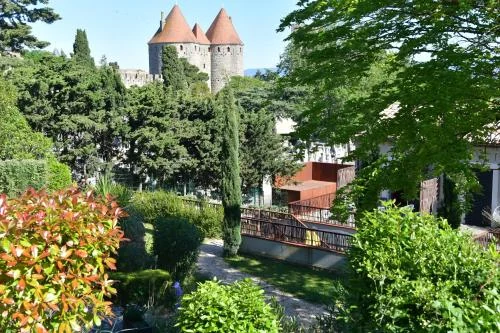Photographie de Pont Levis Boutique Hôtel - 50m Cité Remparts Carcassonne