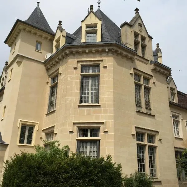 Photographie de Le Castel Ecossais, à Senlis