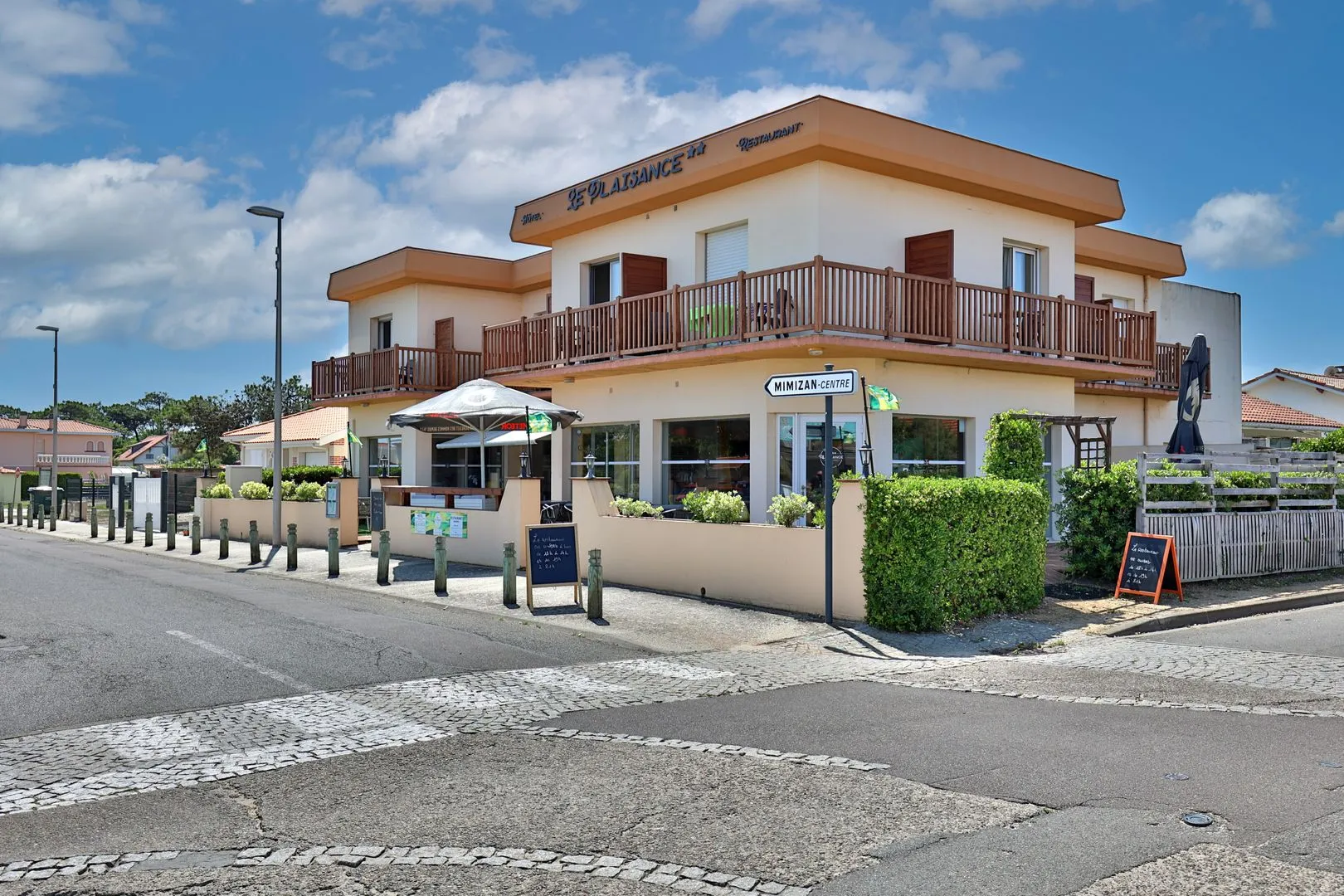 Hôtel Le Plaisance — photographie de l’établissement